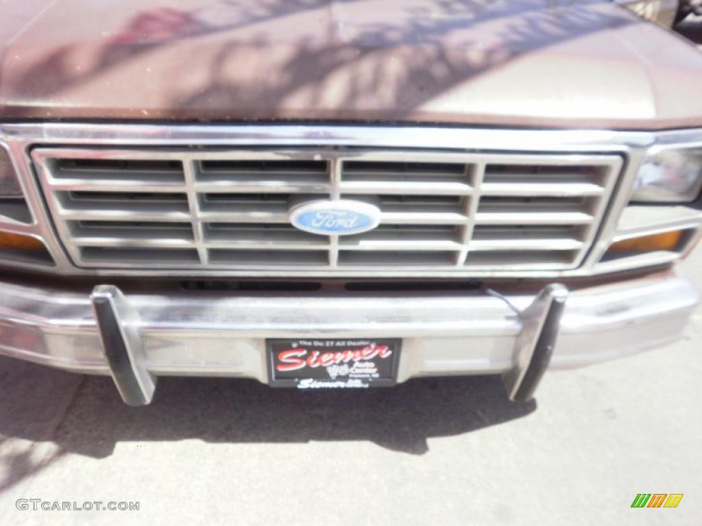 1983 F150 XLT Regular Cab - Medium Walnut Brown Metallic / Tan photo #13