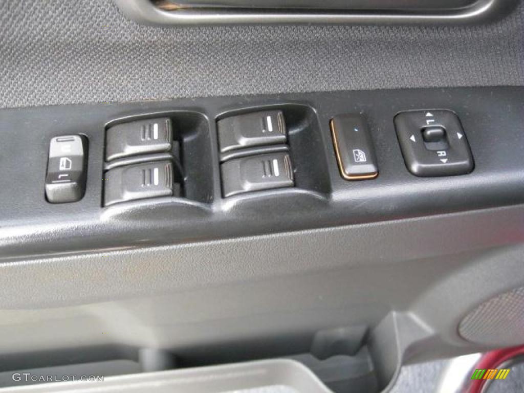 2005 Colorado LS Crew Cab - Victory Red / Medium Dark Pewter photo #11