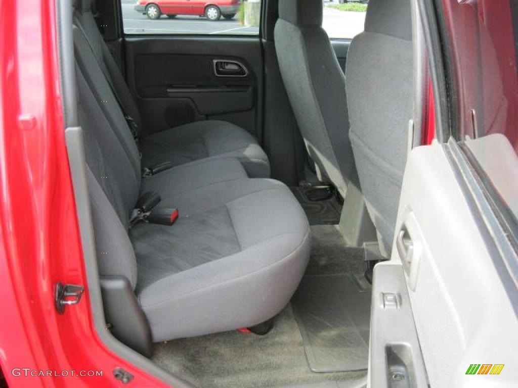 2005 Colorado LS Crew Cab - Victory Red / Medium Dark Pewter photo #14