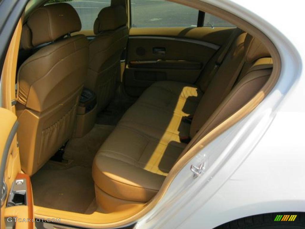 2007 7 Series 750i Sedan - Alpine White / Natural Brown photo #23