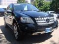 Black - ML 350 4Matic Photo No. 3
