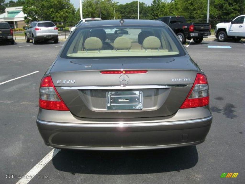 2008 E 320 BlueTEC Sedan - Indium Grey Metallic / Cashmere photo #28