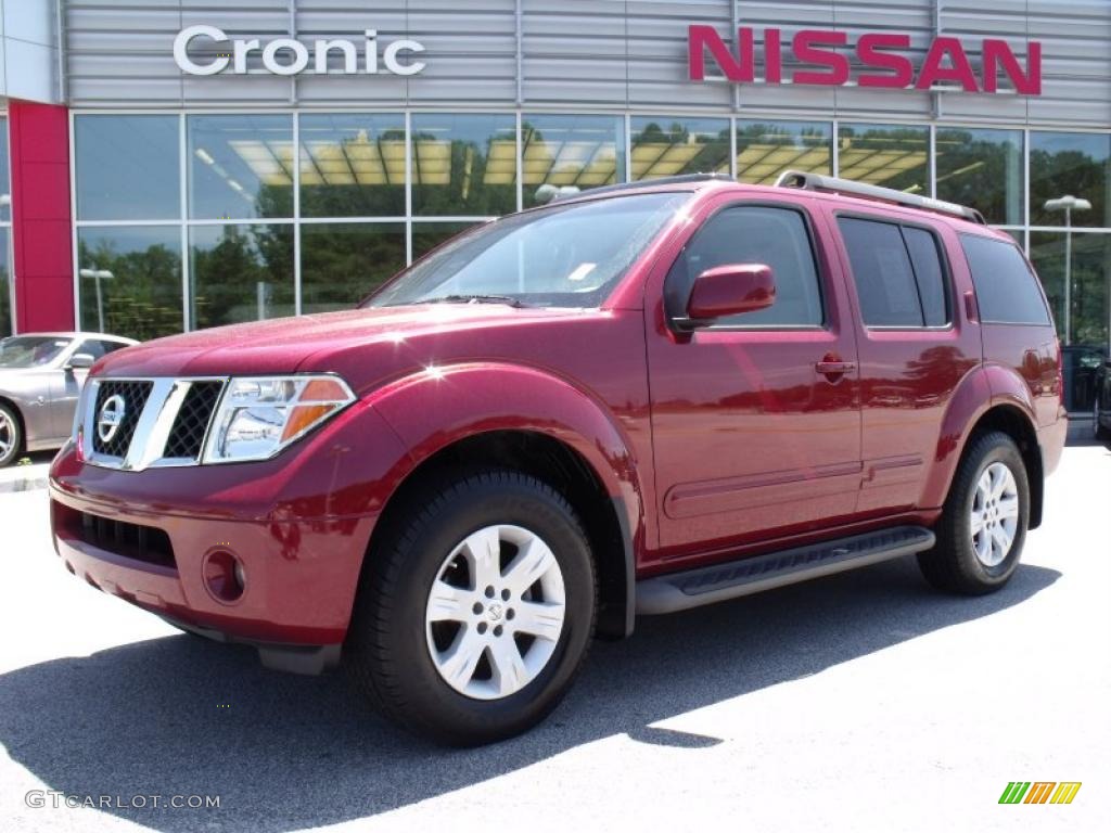 Red Brawn Pearl Nissan Pathfinder