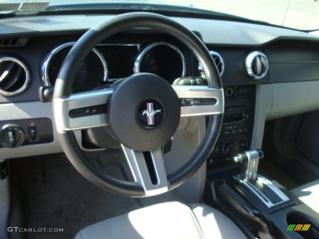 2007 Mustang V6 Deluxe Coupe - Windveil Blue Metallic / Light Graphite photo #13