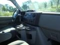 Oxford White - E Series Van E250 Super Duty Commercial Photo No. 16