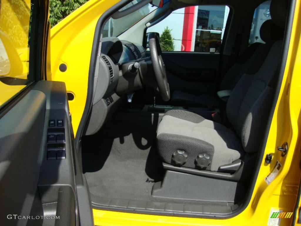 2006 Xterra S 4x4 - Solar Yellow / Steel/Graphite photo #35