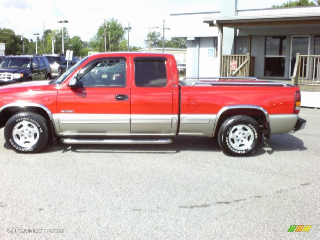 2002 Silverado 1500 Extended Cab - Victory Red / Graphite Gray photo #2