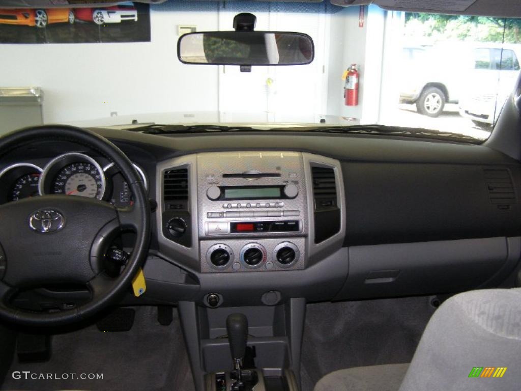 2008 Tacoma V6 Double Cab 4x4 - Silver Streak Mica / Graphite Gray photo #25