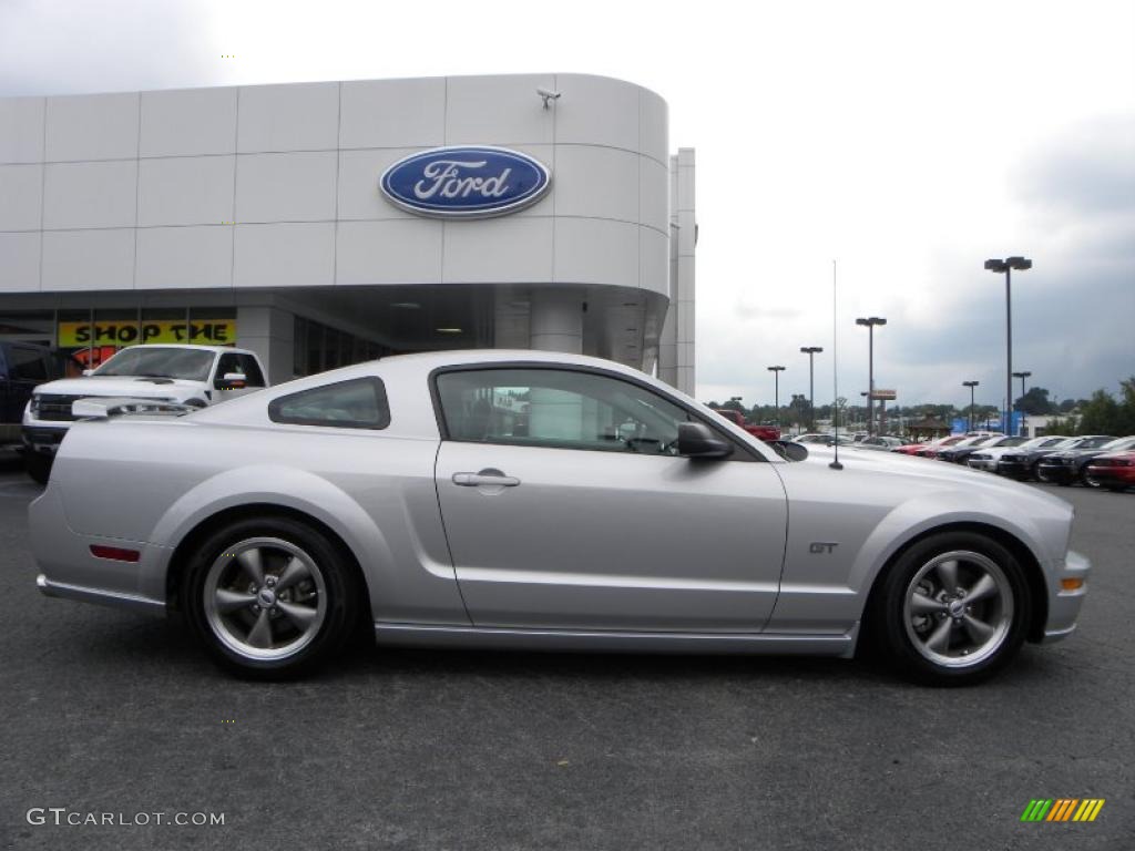 2007 Mustang GT Premium Coupe - Satin Silver Metallic / Light Graphite photo #2