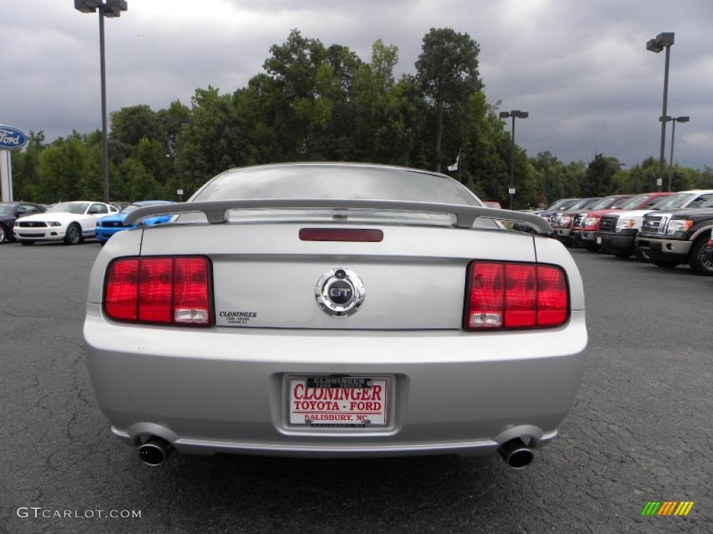 2007 Mustang GT Premium Coupe - Satin Silver Metallic / Light Graphite photo #4