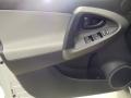 Classic Silver Metallic - RAV4 4WD Photo No. 21