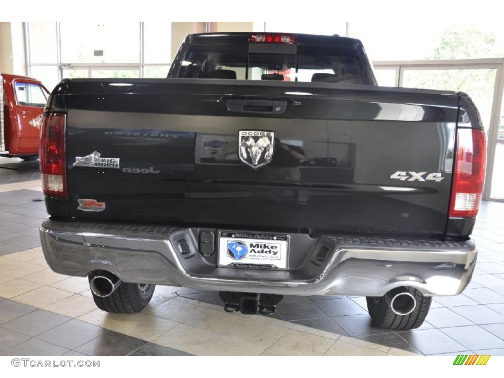 2010 Ram 1500 Big Horn Quad Cab 4x4 - Brilliant Black Crystal Pearl / Dark Slate/Medium Graystone photo #4