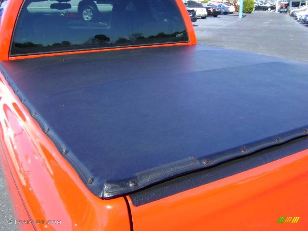 2005 Ram 1500 SLT Quad Cab - Flame Red / Taupe photo #10
