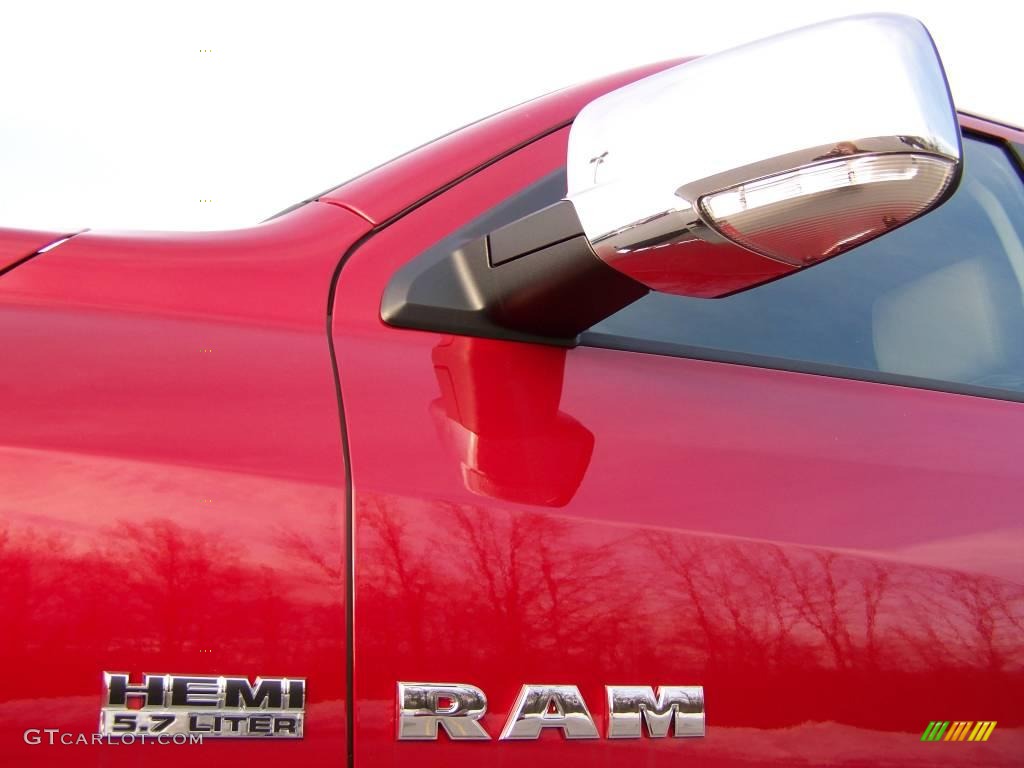 2009 Ram 1500 Laramie Crew Cab 4x4 - Inferno Red Crystal Pearl / Light Pebble Beige/Bark Brown photo #3