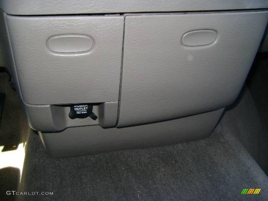 2005 Ram 1500 SLT Quad Cab - Flame Red / Taupe photo #36