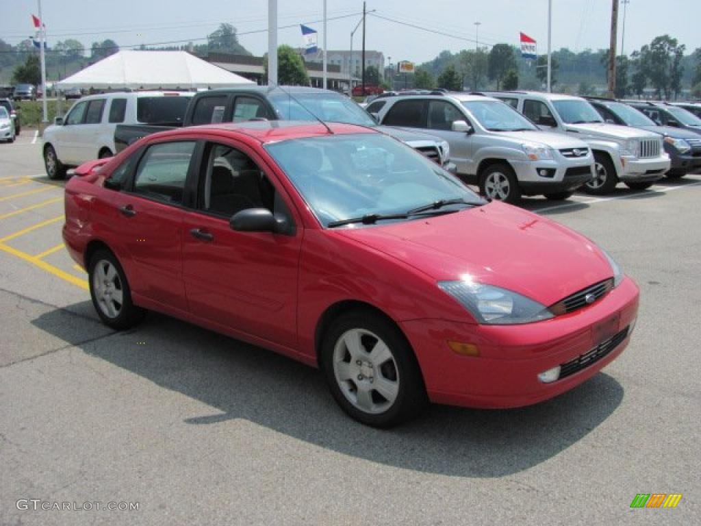 2003 Focus ZTS Sedan - Infra-Red / Medium Graphite photo #6