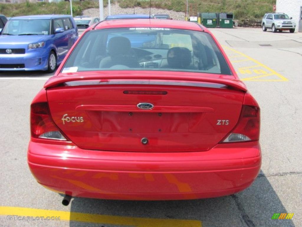 2003 Focus ZTS Sedan - Infra-Red / Medium Graphite photo #11