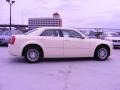 2009 Cool Vanilla White Chrysler 300 Touring  photo #4