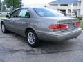 2000 Antique Sage Pearl Toyota Camry LE  photo #3