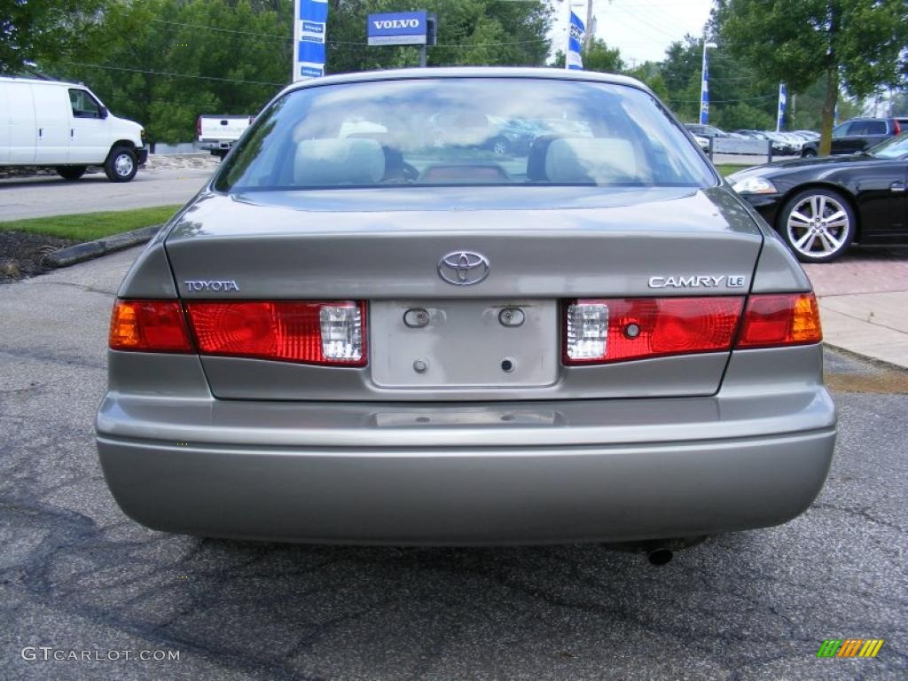 2000 Camry LE - Antique Sage Pearl / Gray photo #4