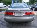 2000 Antique Sage Pearl Toyota Camry LE  photo #4