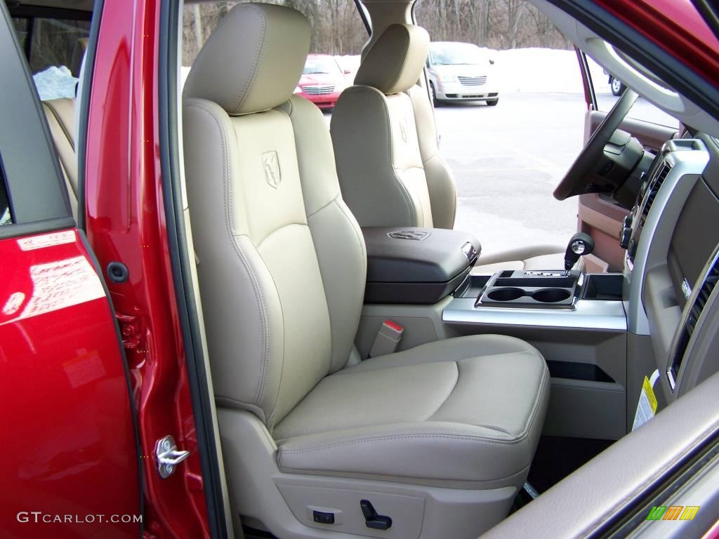 2009 Ram 1500 Laramie Crew Cab 4x4 - Inferno Red Crystal Pearl / Light Pebble Beige/Bark Brown photo #16