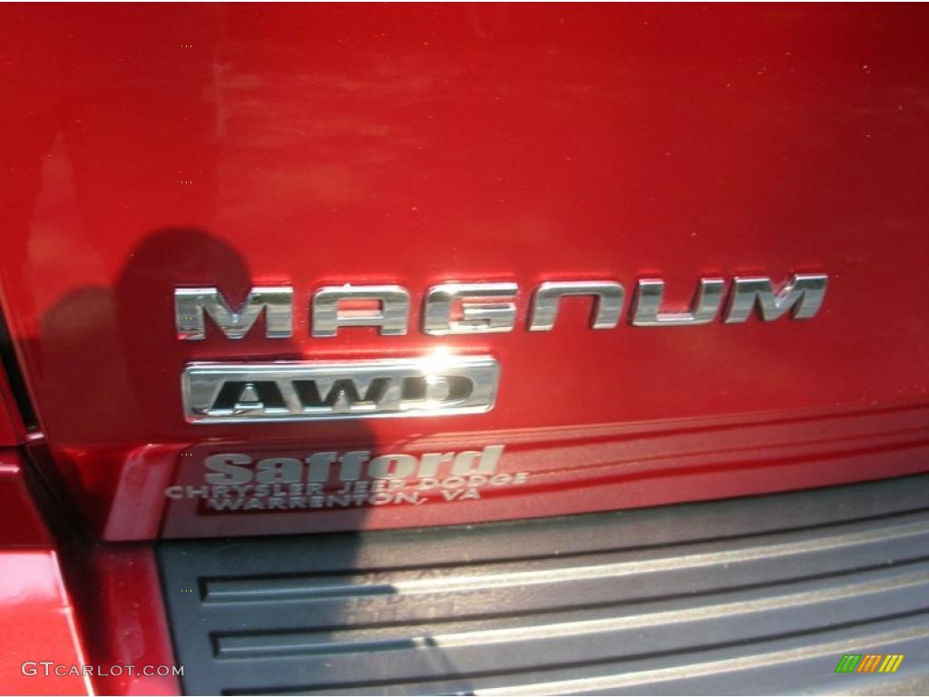 2005 Magnum R/T AWD - Inferno Red Crystal Pearl / Dark Slate Gray/Medium Slate Gray photo #10