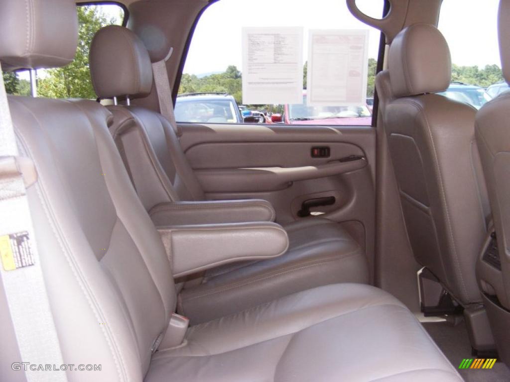 2004 Tahoe Z71 4x4 - Summit White / Gray/Dark Charcoal photo #31