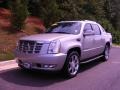 Quicksilver - Escalade EXT AWD Photo No. 1