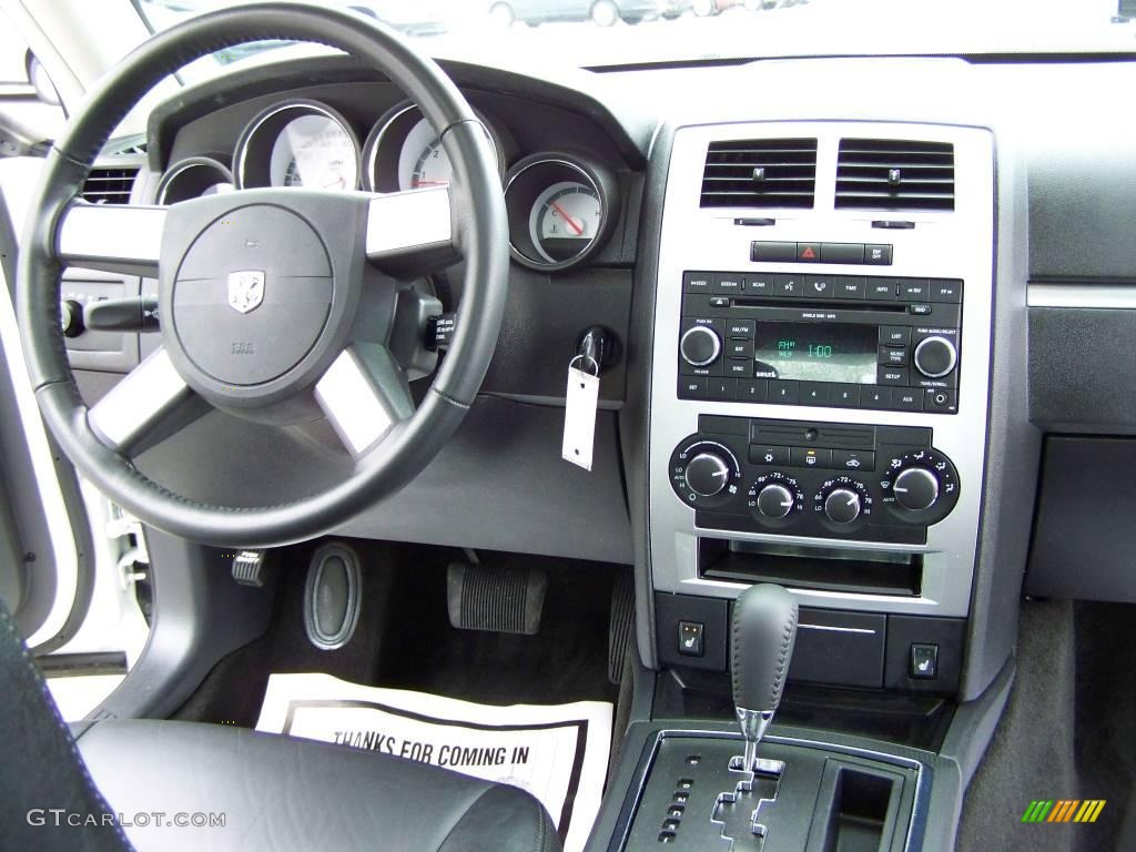2008 Charger SXT - Stone White / Dark Slate Gray photo #13