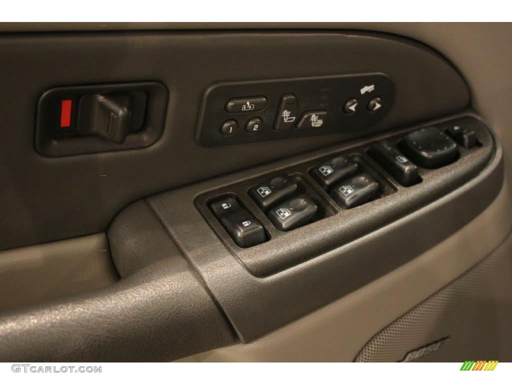 2003 Suburban 1500 Z71 4x4 - Black / Tan/Neutral photo #8