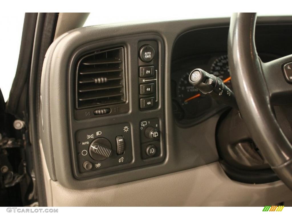 2003 Suburban 1500 Z71 4x4 - Black / Tan/Neutral photo #9