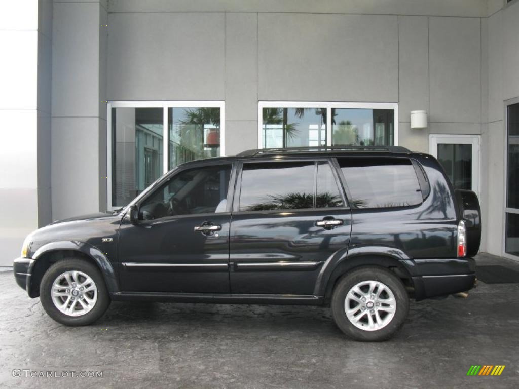 2004 XL7 LX - Black Onyx / Gray photo #2