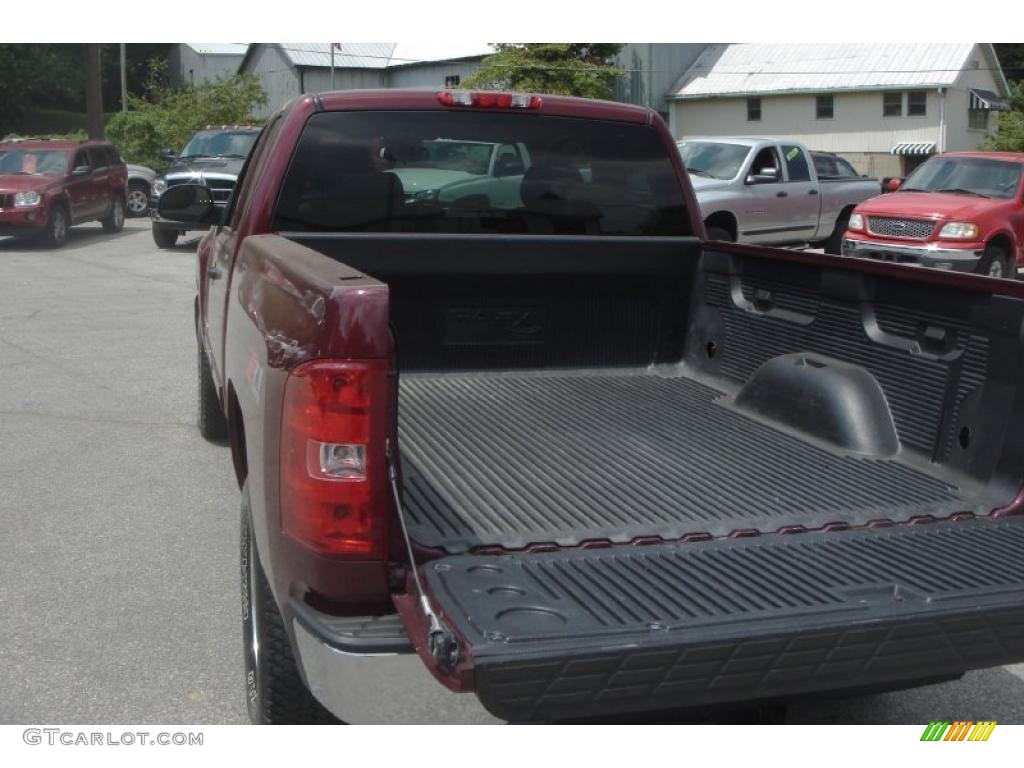 2009 Silverado 1500 LT Extended Cab 4x4 - Deep Ruby Red Metallic / Light Titanium photo #10