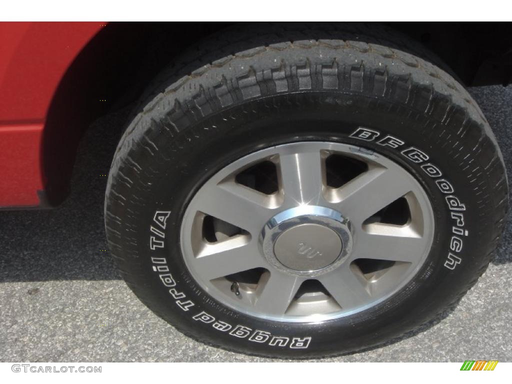2005 F150 STX SuperCab 4x4 - Bright Red / Medium Flint Grey photo #9