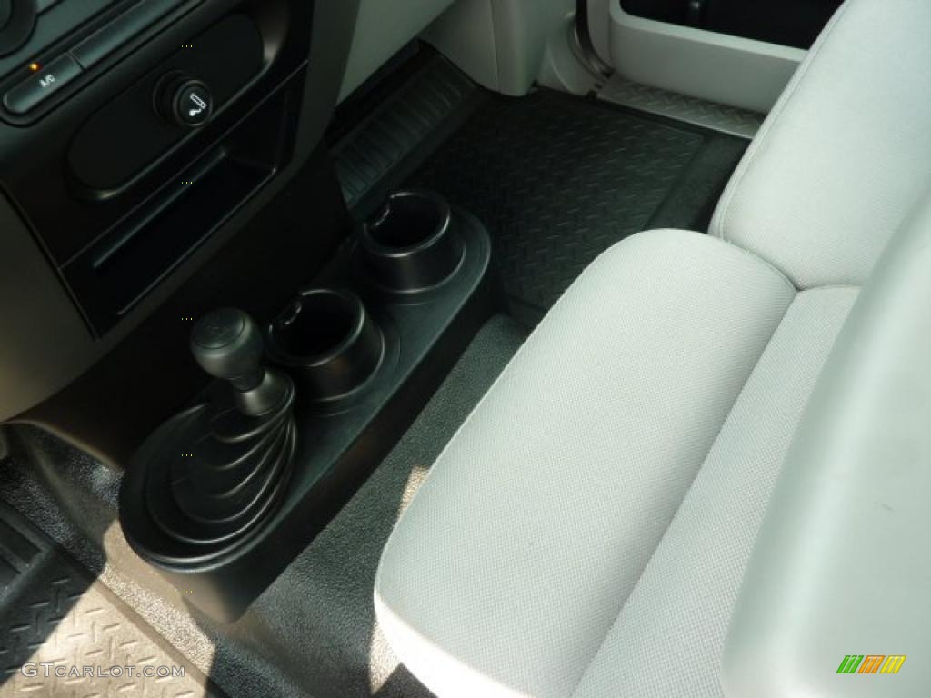 2006 F150 STX Regular Cab 4x4 - Dark Shadow Grey Metallic / Medium Flint photo #19