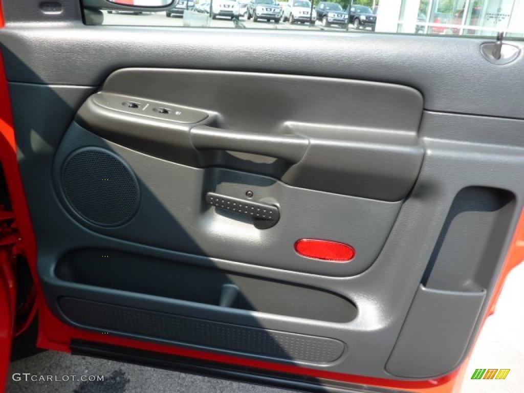 2004 Ram 1500 SLT Regular Cab 4x4 - Flame Red / Dark Slate Gray photo #17
