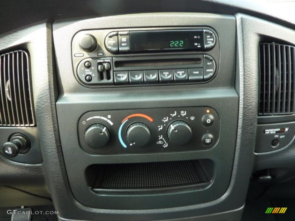 2004 Ram 1500 SLT Regular Cab 4x4 - Flame Red / Dark Slate Gray photo #18