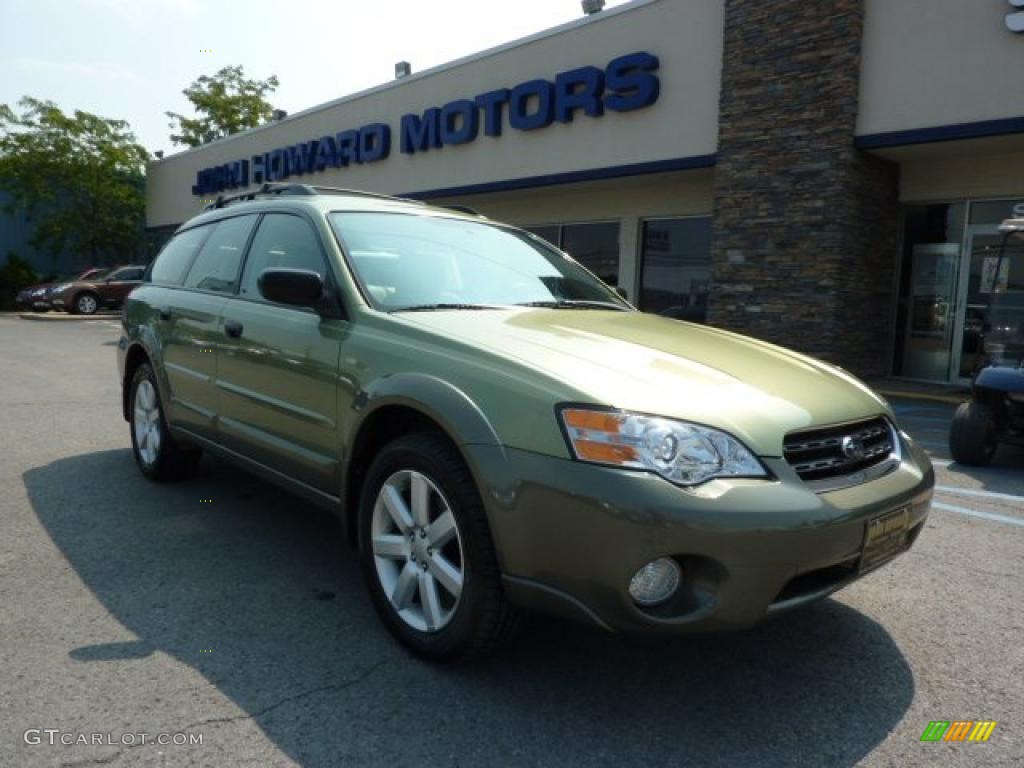 2007 Outback 2.5i Wagon - Willow Green Opal / Warm Ivory Tweed photo #1