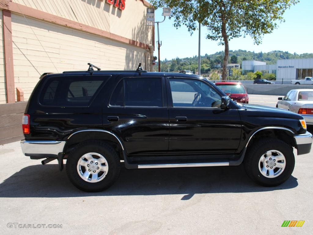 1999 4Runner SR5 4x4 - Black / Oak photo #8