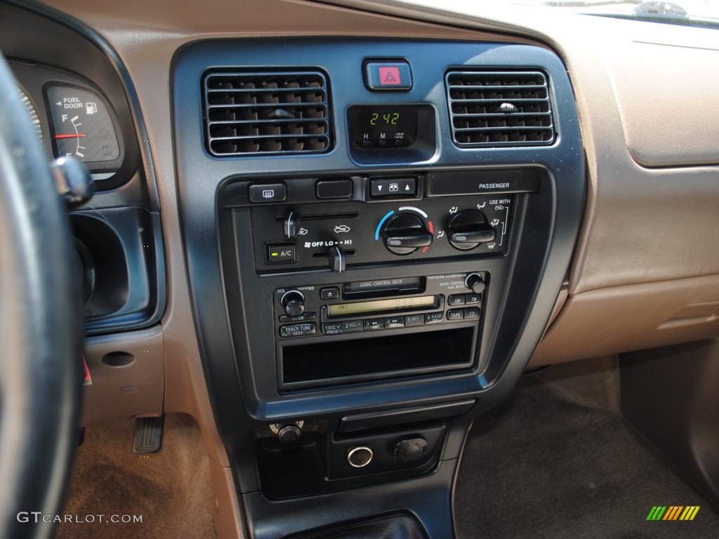 1999 4Runner SR5 4x4 - Black / Oak photo #15