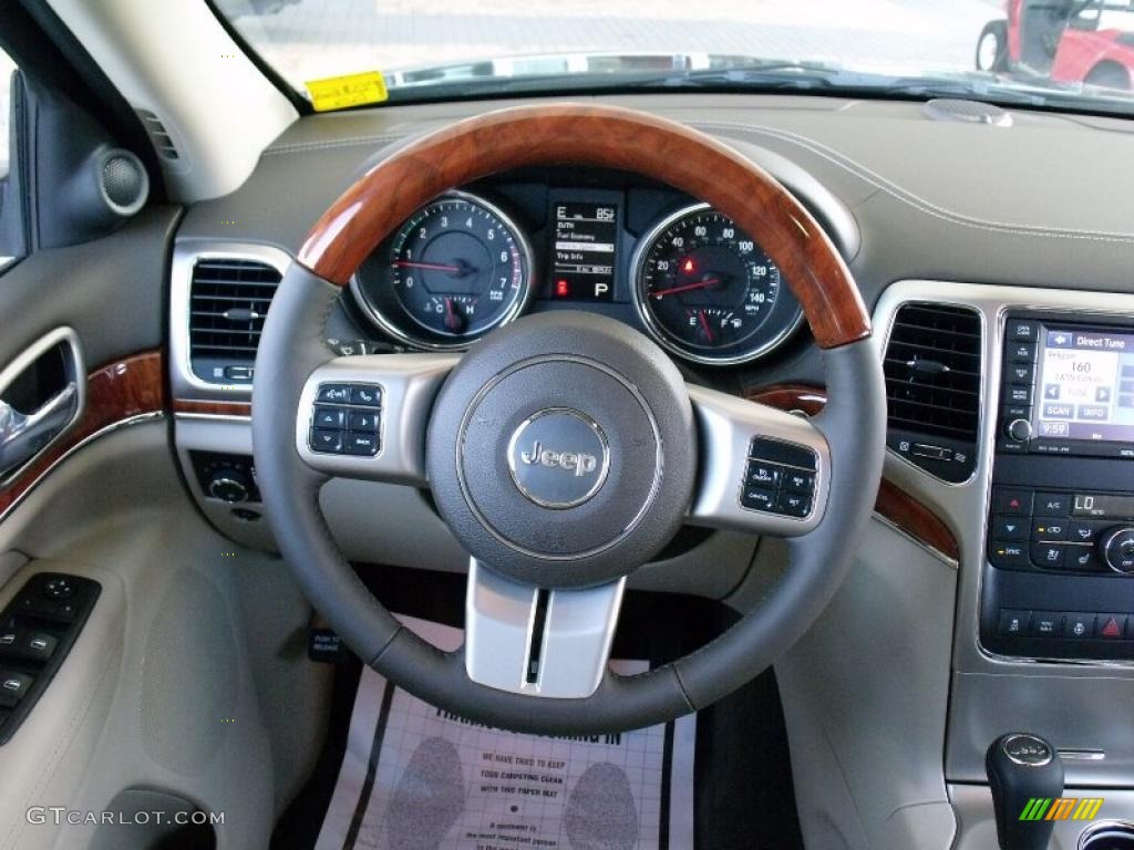 2011 Grand Cherokee Overland - Brilliant Black Crystal Pearl / Dark Frost Beige/Light Frost Beige photo #14
