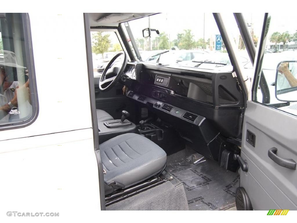1997 Defender 90 Hard Top - Alpine White / Charcoal Twill photo #9