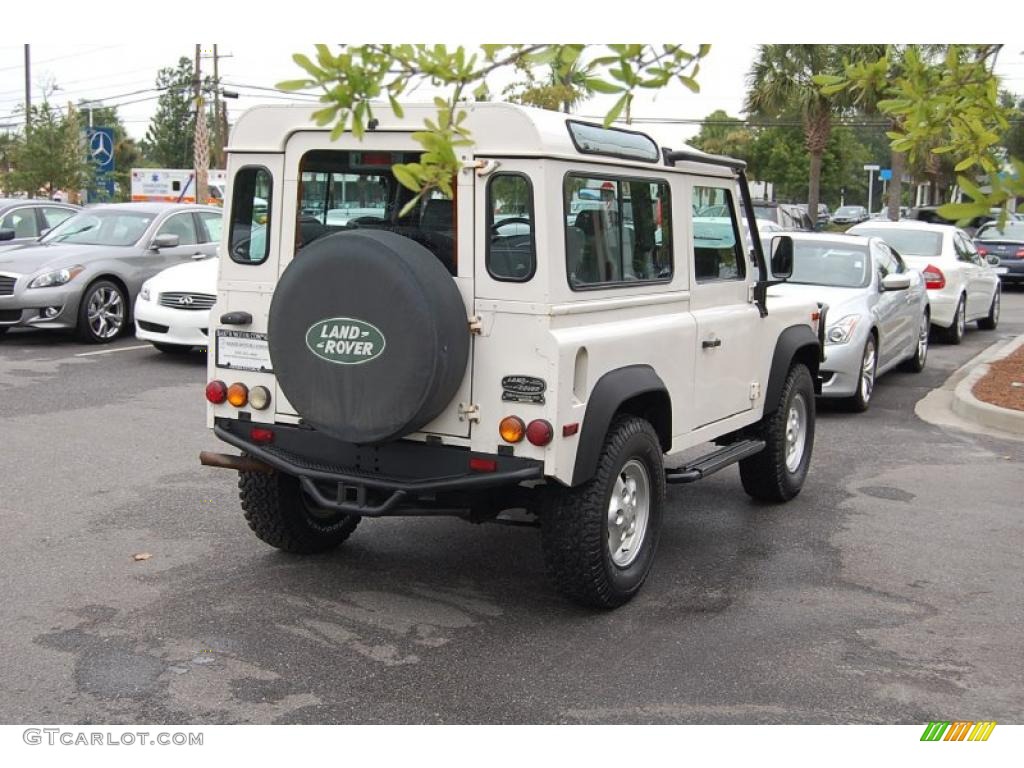 1997 Defender 90 Hard Top - Alpine White / Charcoal Twill photo #13