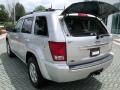 Bright Silver Metallic - Grand Cherokee Overland Photo No. 16