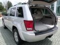 Bright Silver Metallic - Grand Cherokee Overland Photo No. 17