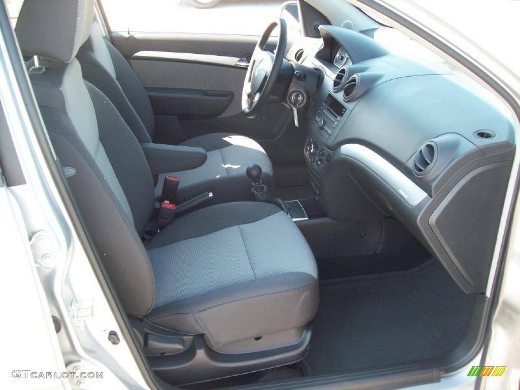 2010 Aveo Aveo5 LT - Cosmic Silver / Charcoal photo #5