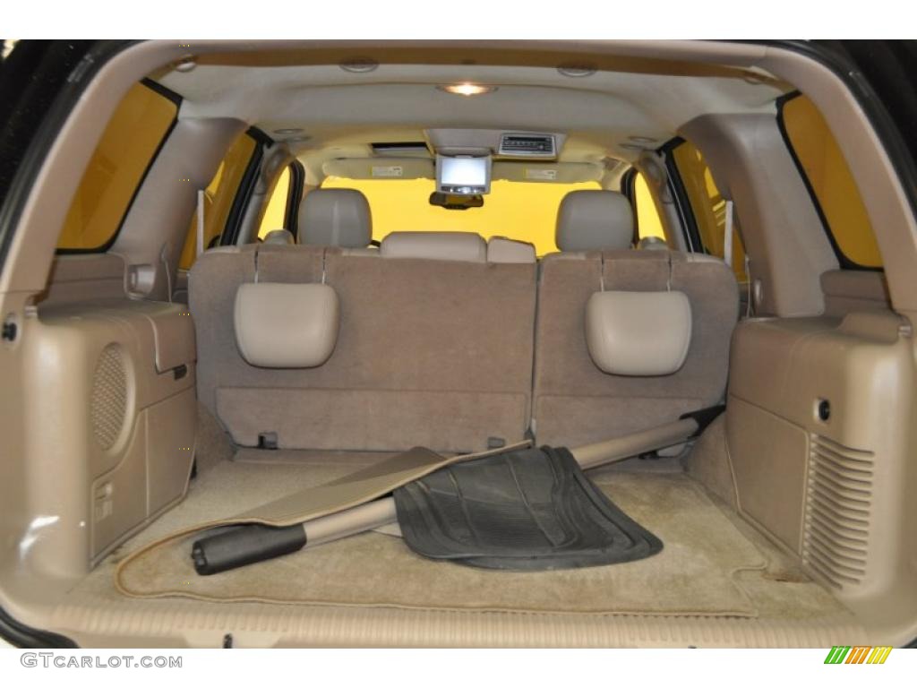 2006 Tahoe Z71 4x4 - Summit White / Tan/Neutral photo #14