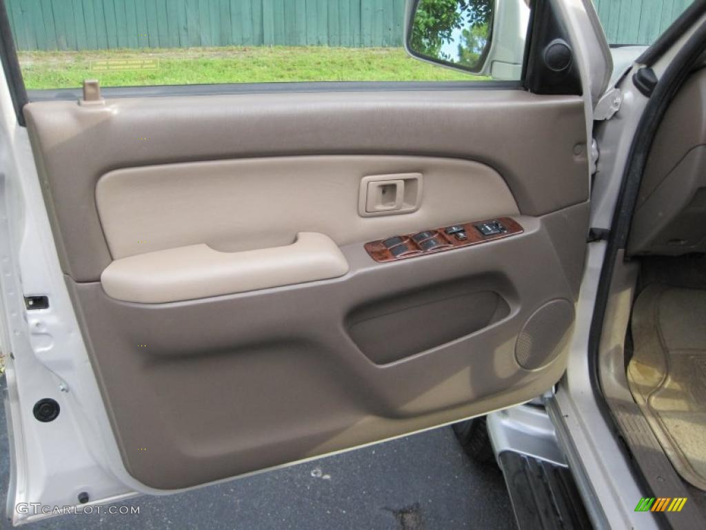 1999 4Runner Limited 4x4 - Desert Dune Metallic / Oak photo #16