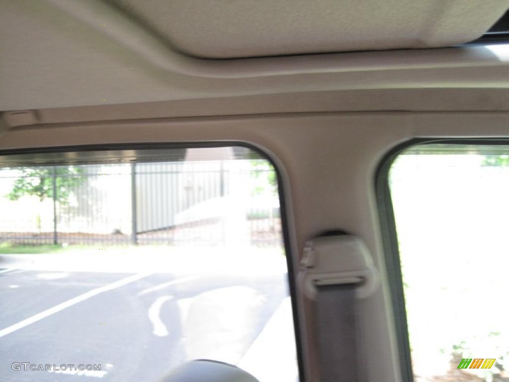 1999 4Runner Limited 4x4 - Desert Dune Metallic / Oak photo #20
